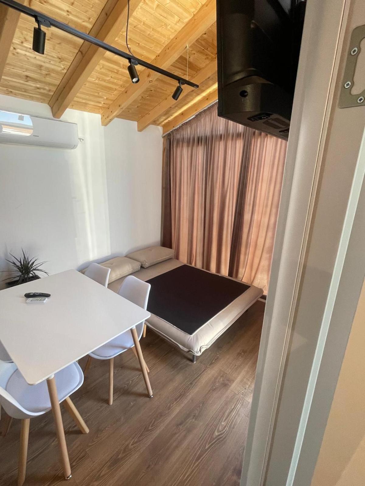 The Bungalow'S Golem  Bagian luar foto